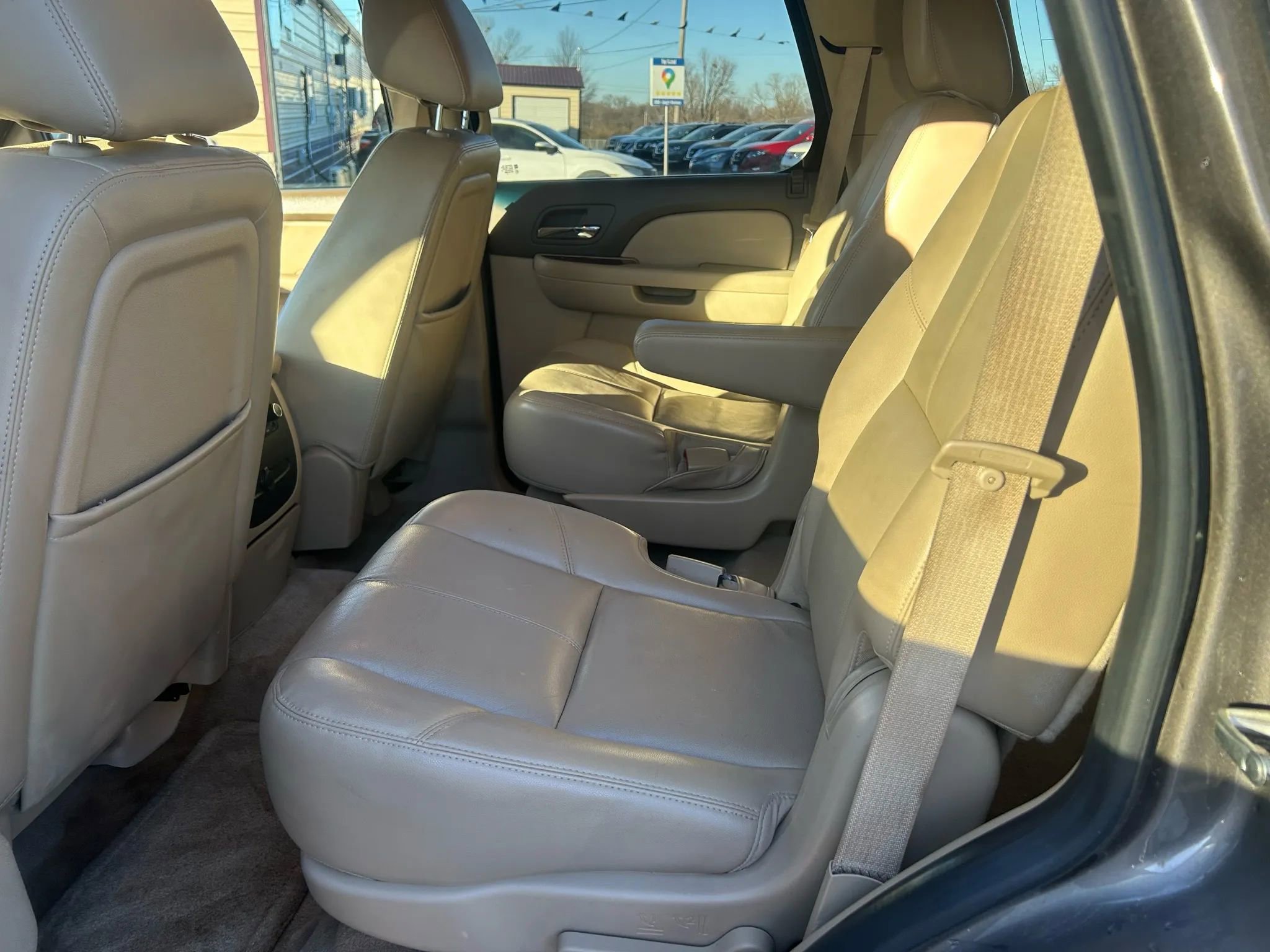 Used 2014 Chevrolet Tahoe LT w/ Luxury Package RWD image 24