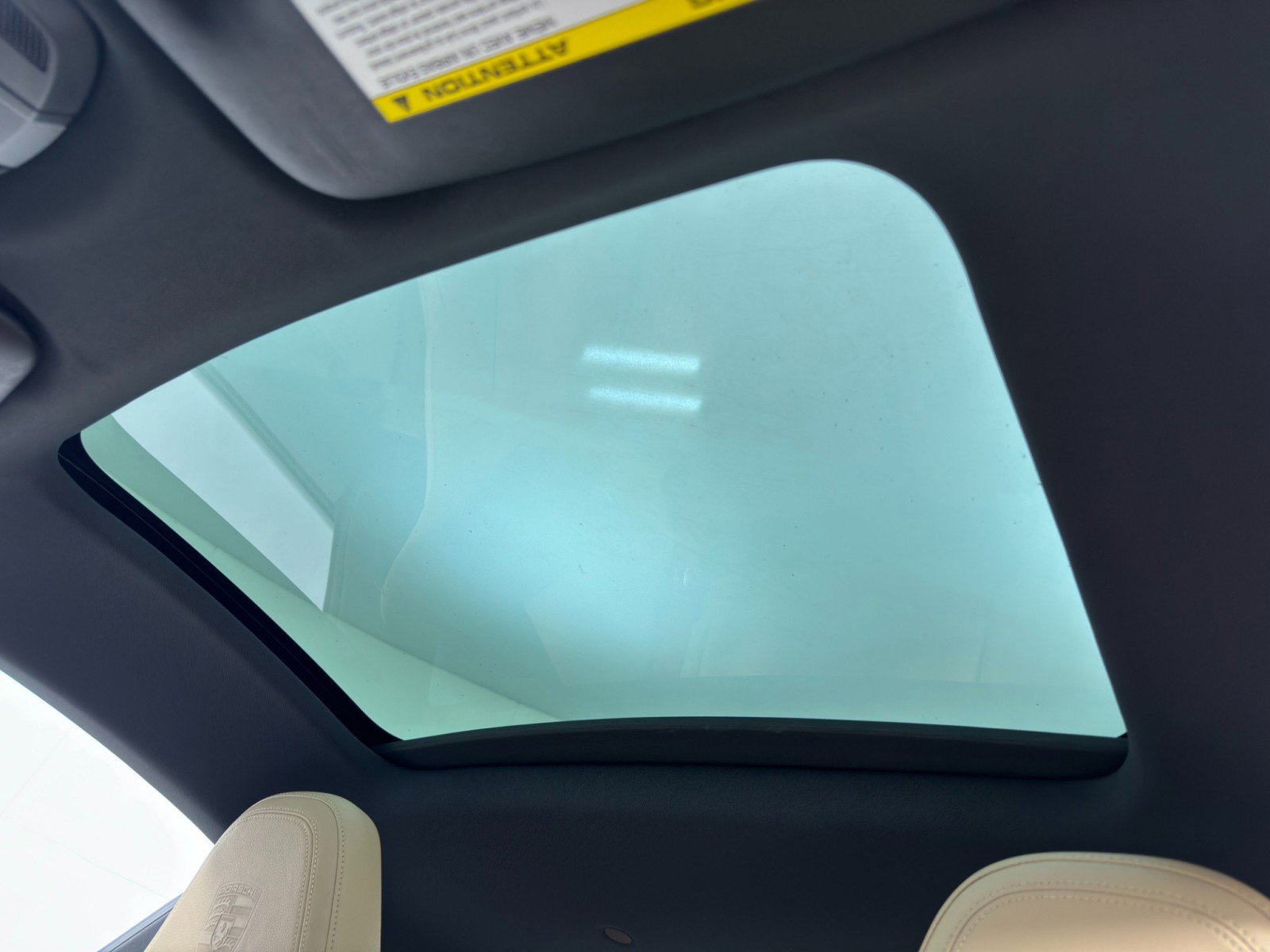 Used 2024 Porsche 911 Carrera image 11