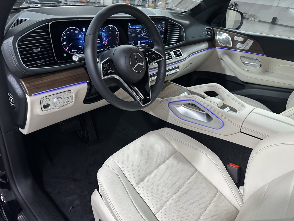 New 2026 Mercedes-Benz GLS 450 4MATIC image 5