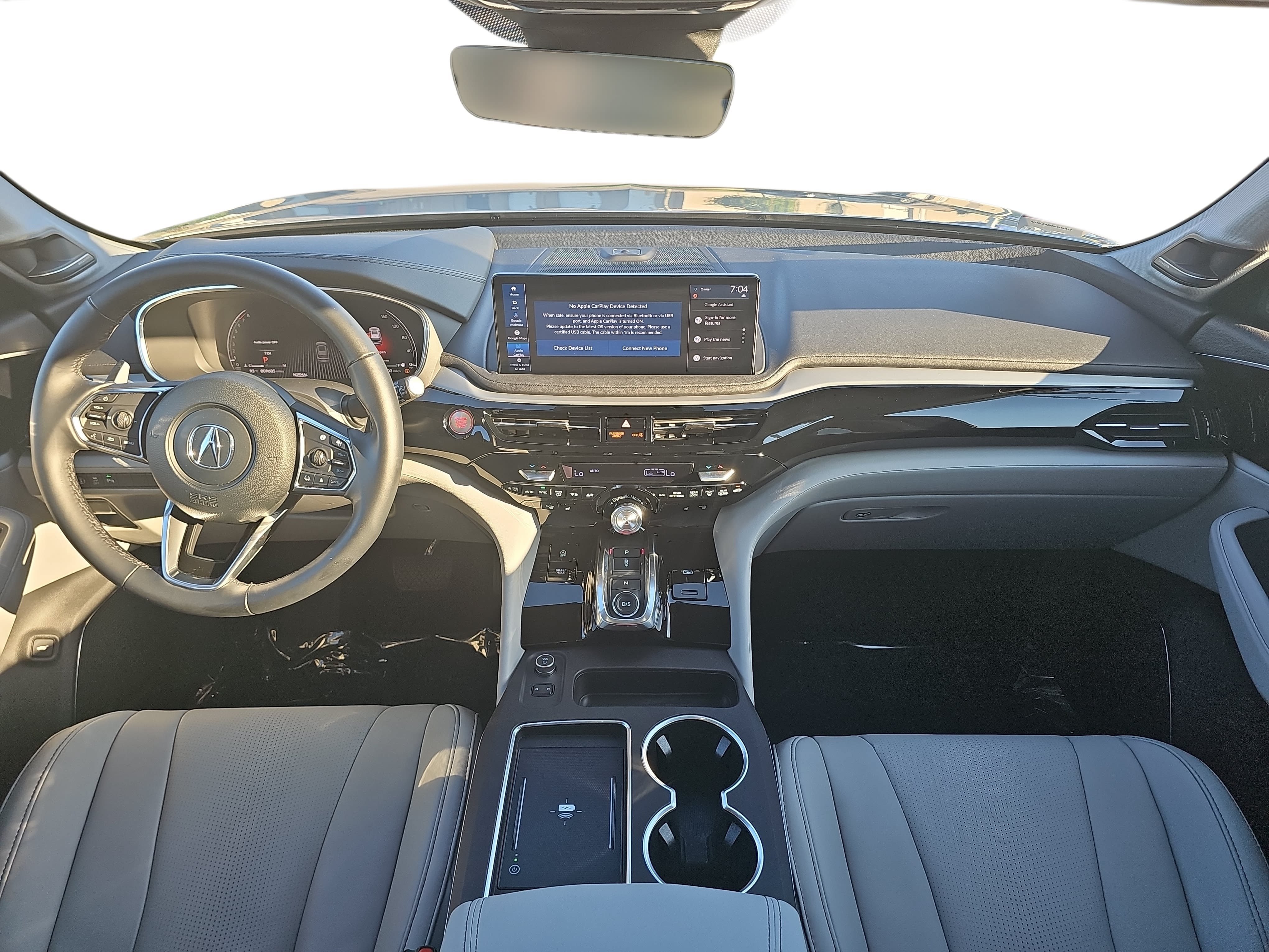 Certified 2025 Acura MDX FWD w/ Technology Package image 9