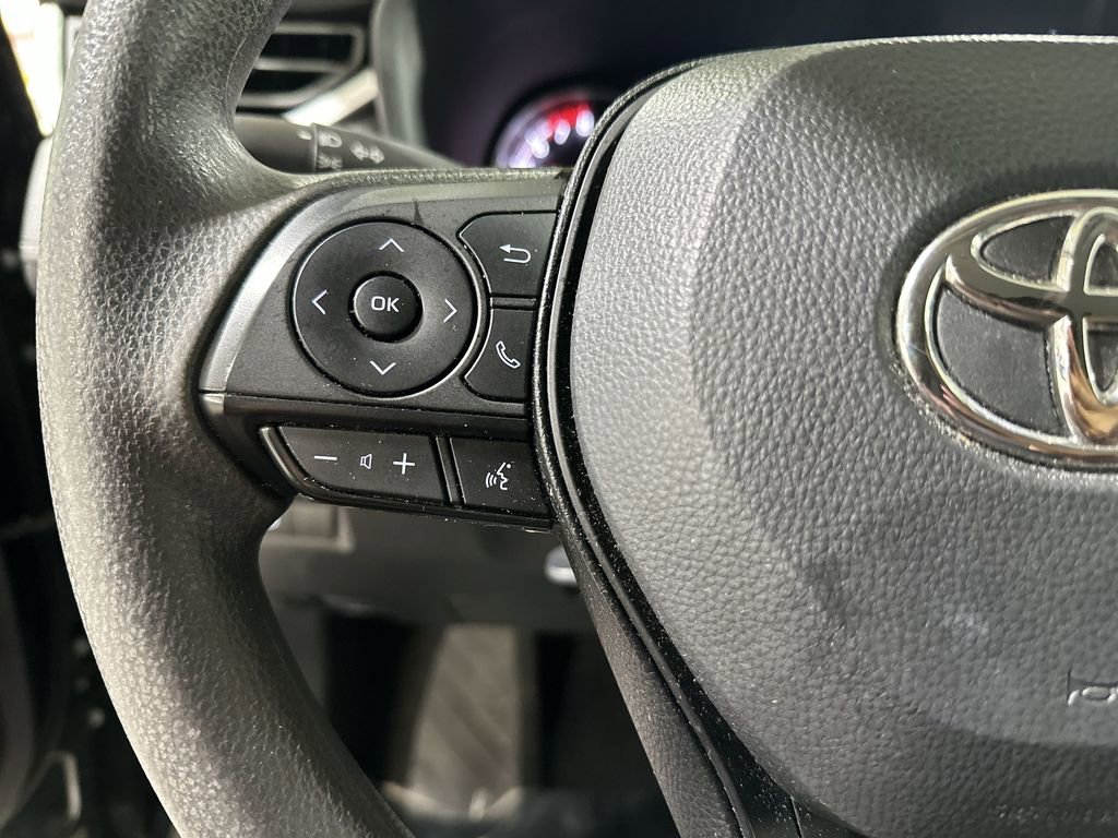 Used 2024 Toyota RAV4 XLE image 29