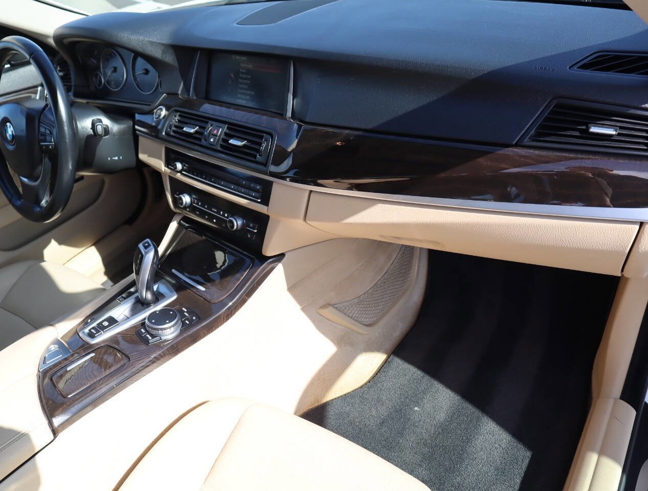Used 2015 BMW 528i Sedan RWD image 38