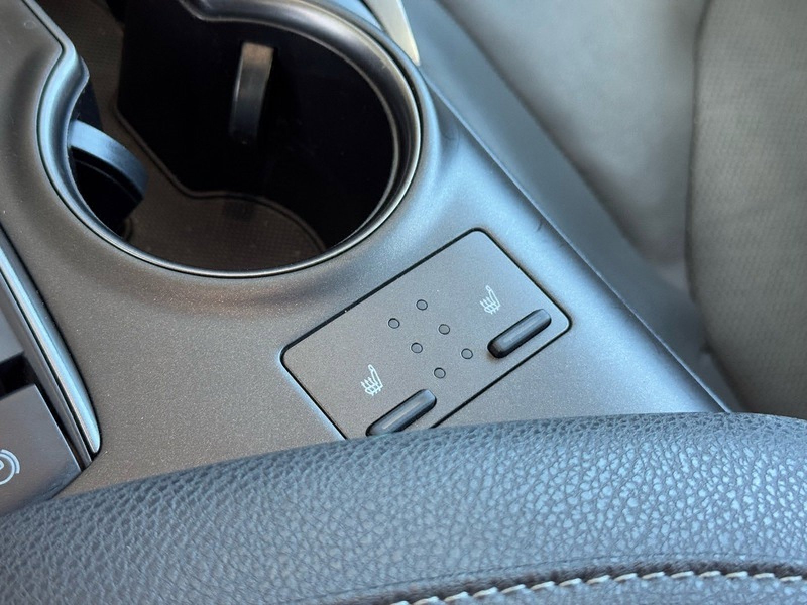 Used 2024 Toyota Camry XSE image 33