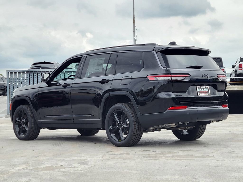 New 2026 Jeep Grand Cherokee L Limited w/ Limited Altitude Package AWD/4WD image 2