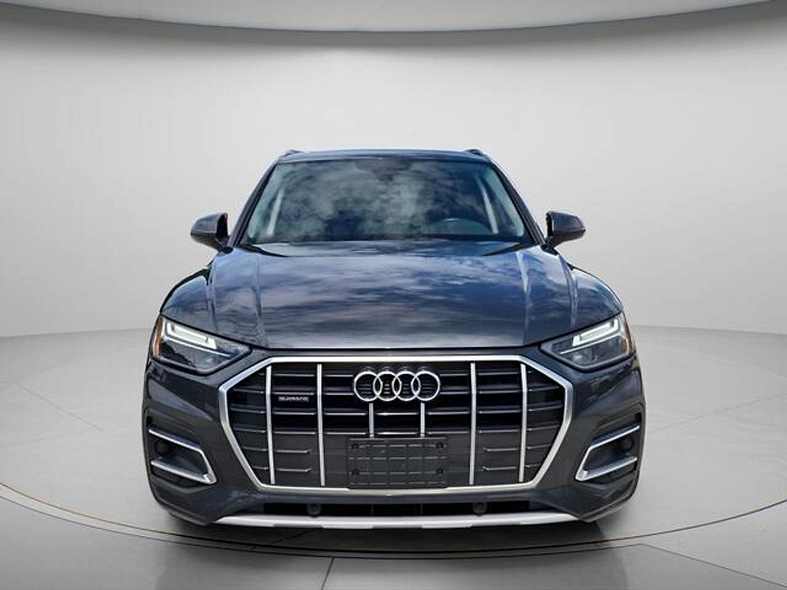 Used 2023 Audi Q5 2.0T Premium w/ Convenience Package AWD/4WD image 4