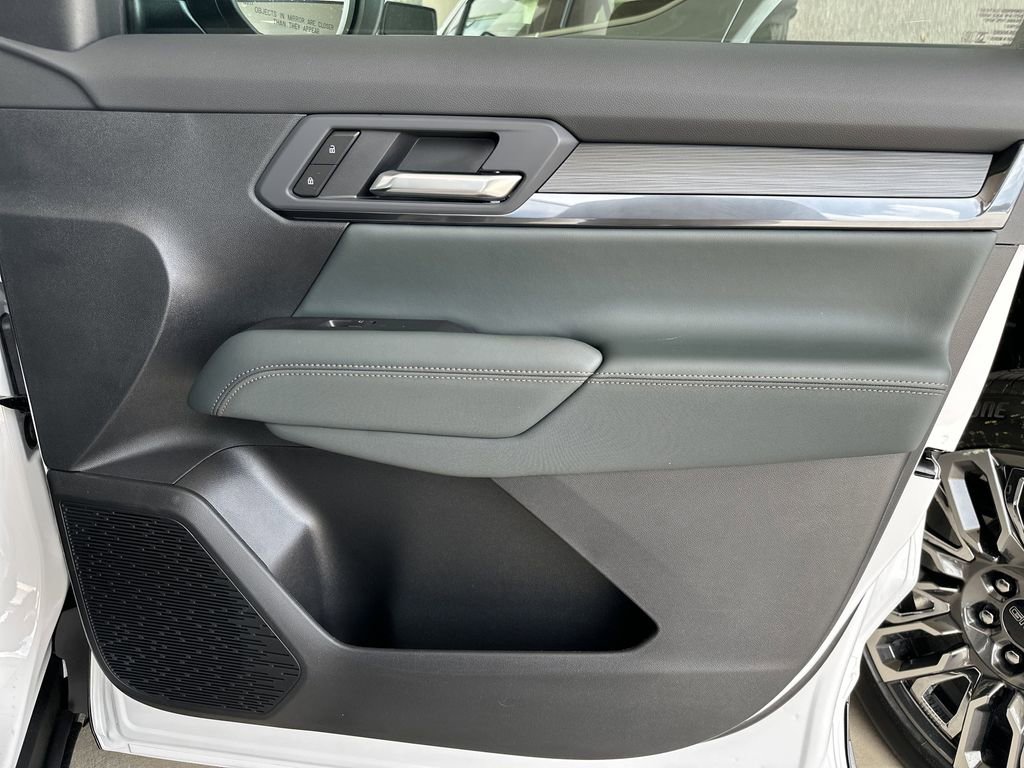New 2026 GMC Terrain AT4 w/ Technology Package II image 35
