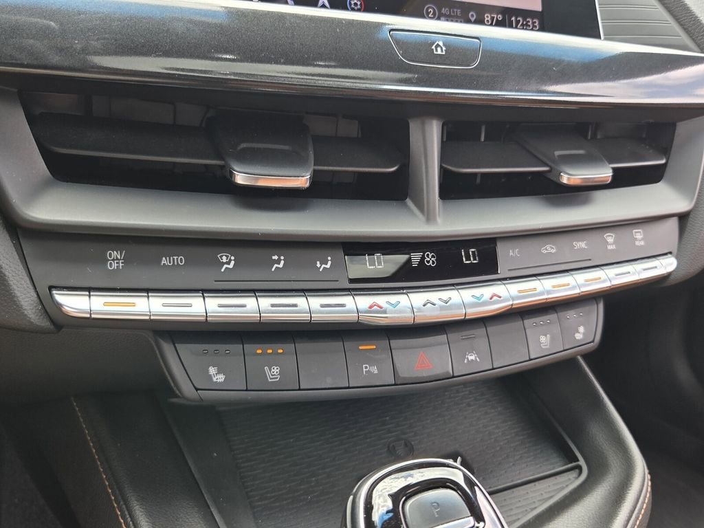 Used 2022 Cadillac CT4 Premium Luxury RWD image 23