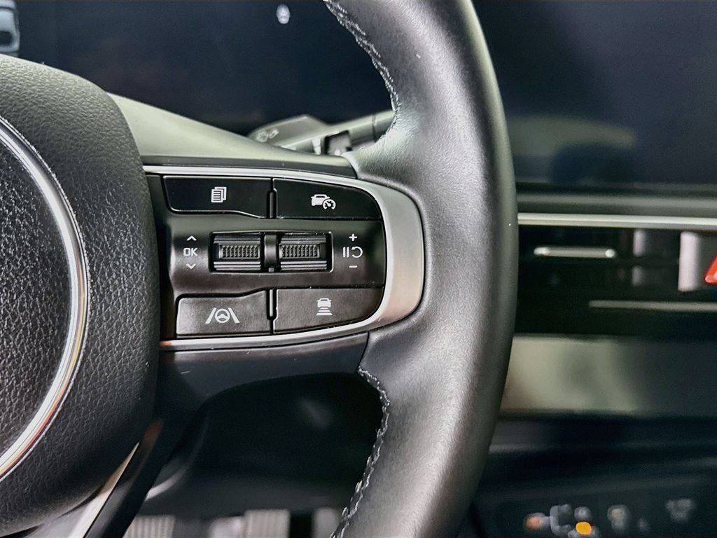 Used 2025 Kia K5 GT-Line AWD/4WD image 23