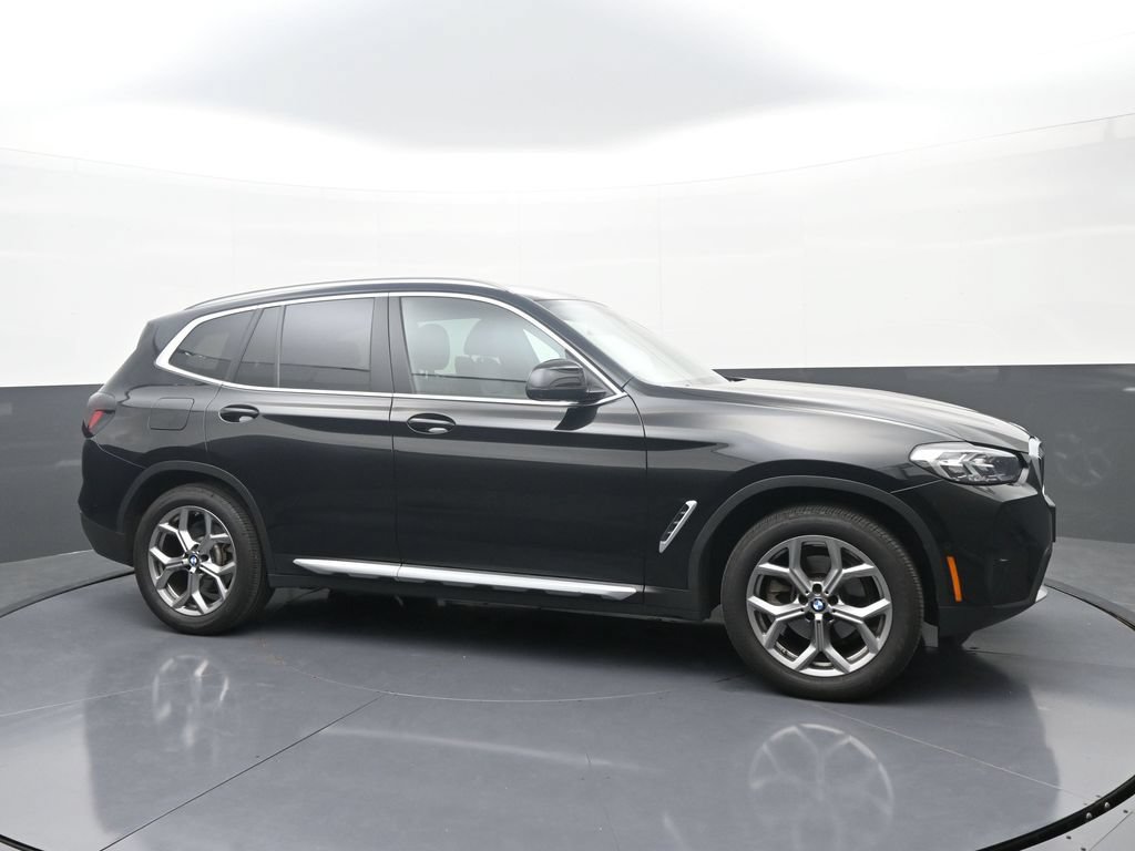 Used 2023 BMW X3 xDrive30i w/ Premium Package AWD/4WD image 7