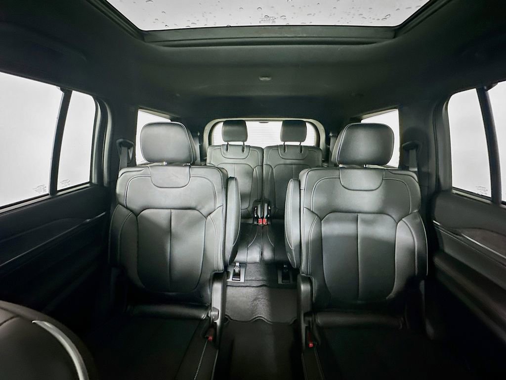 New 2025 Jeep Grand Cherokee L Overland w/ Luxury Tech Group IV image 10