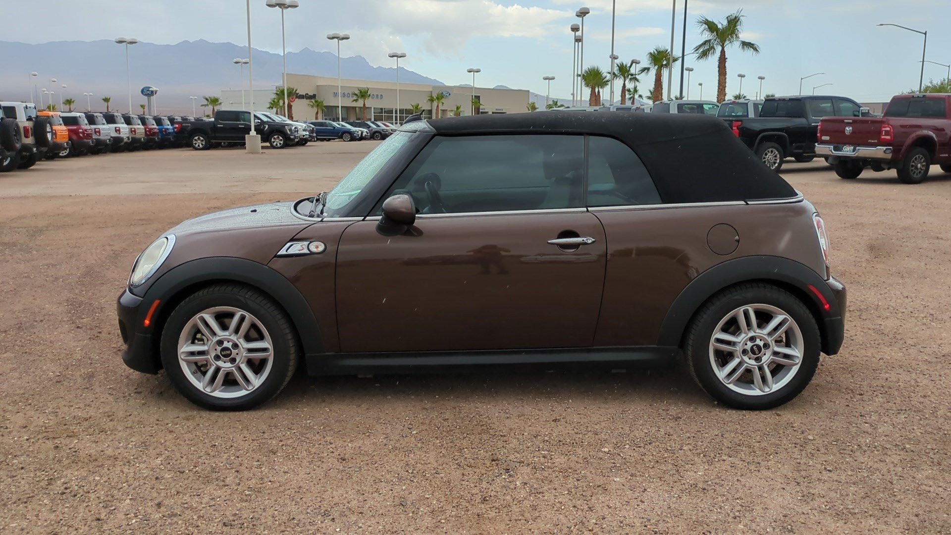 Used 2011 MINI Cooper S FWD image 6
