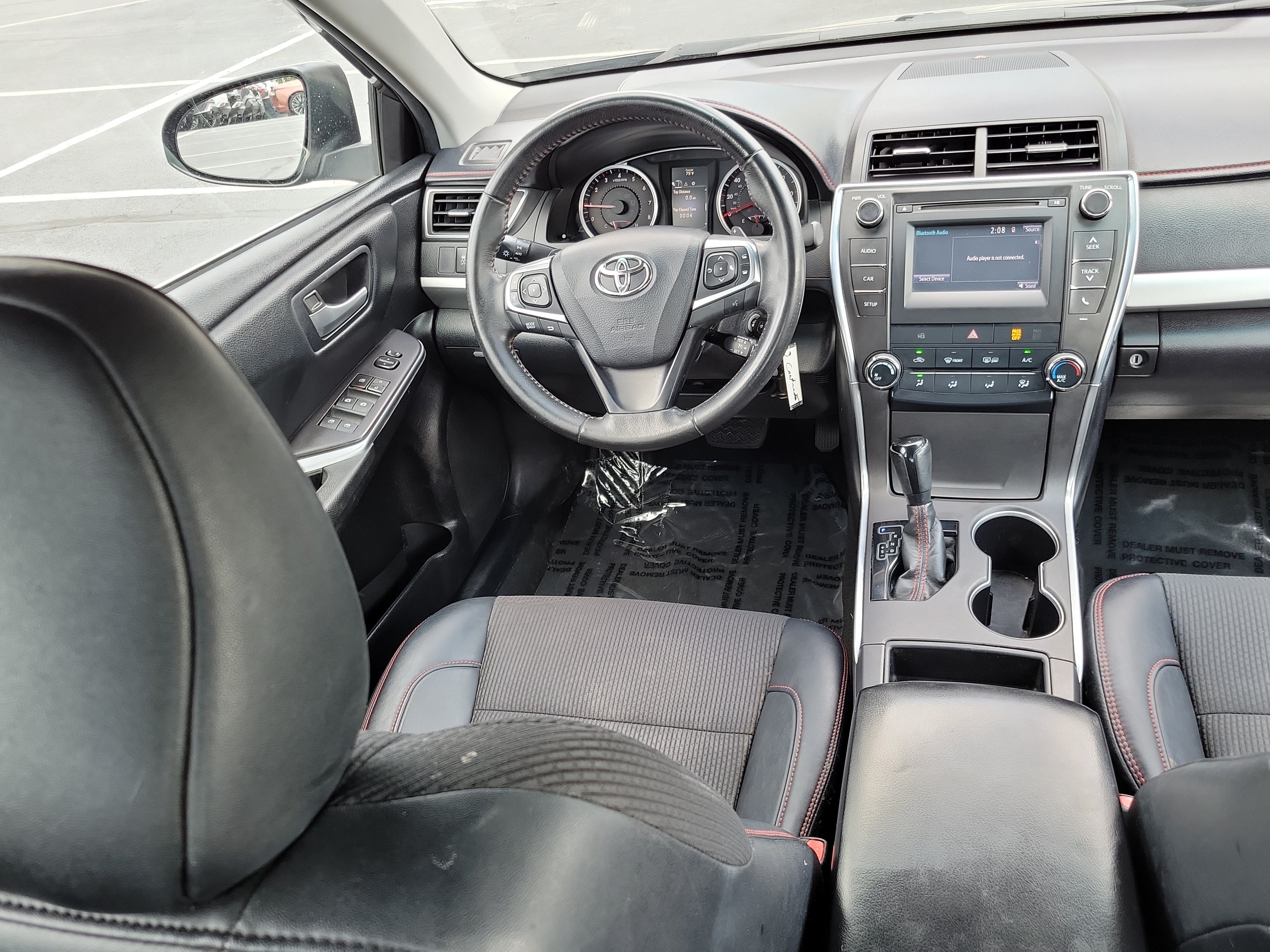 Used 2016 Toyota Camry SE FWD image 16