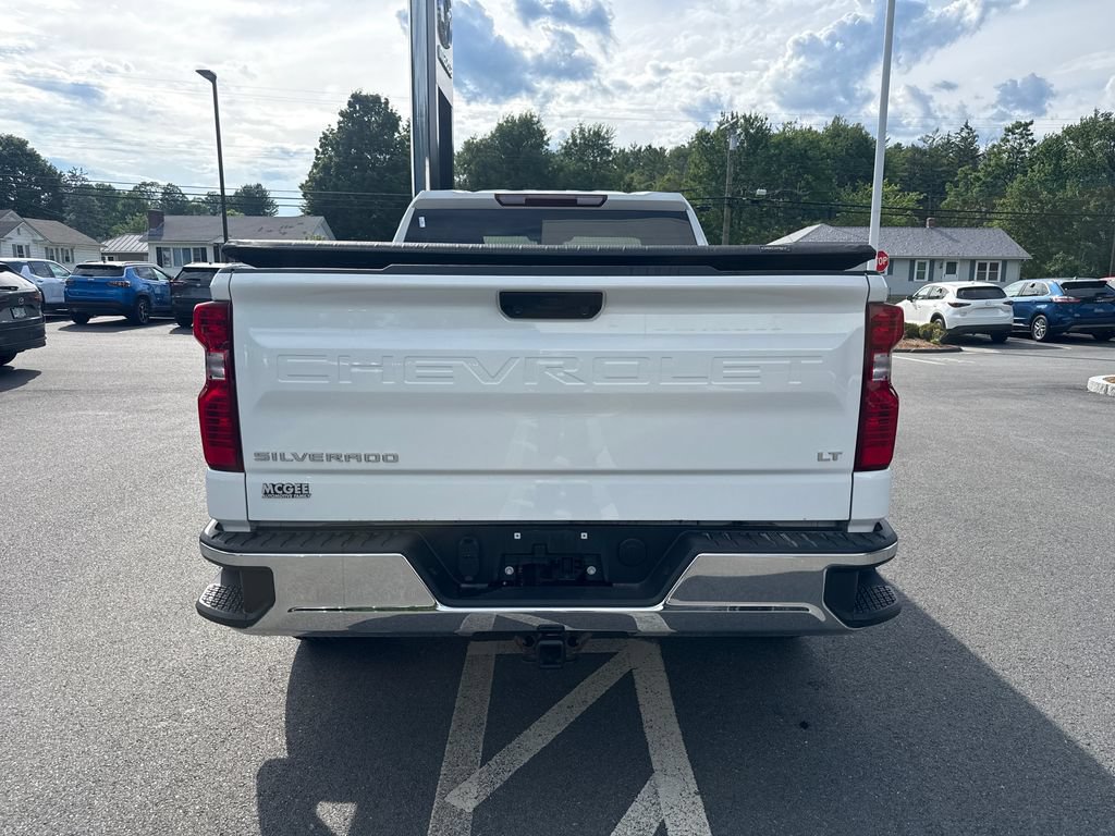 Used 2023 Chevrolet Silverado 1500 LT AWD/4WD image 4