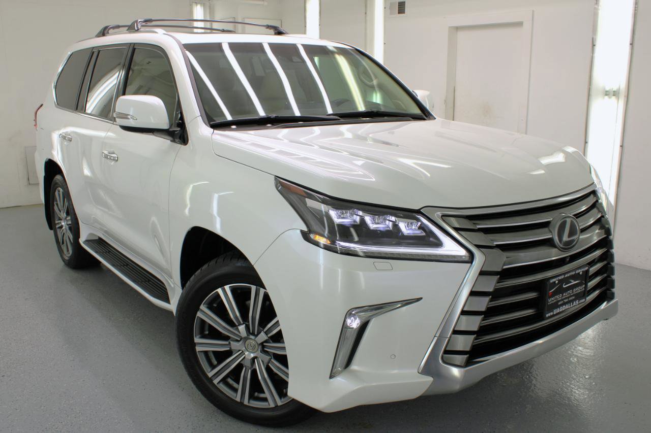 Used 2017 Lexus LX 570 4WD w/ Luxury Package image 28