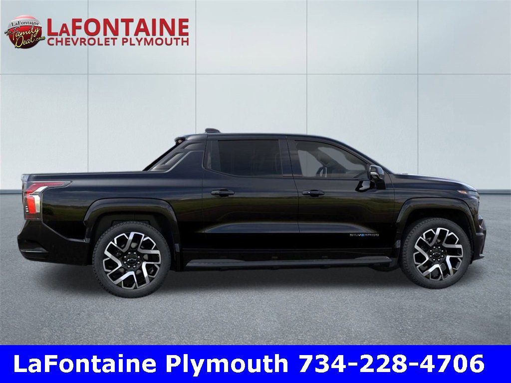 New 2025 Chevrolet Silverado EV RST image 5
