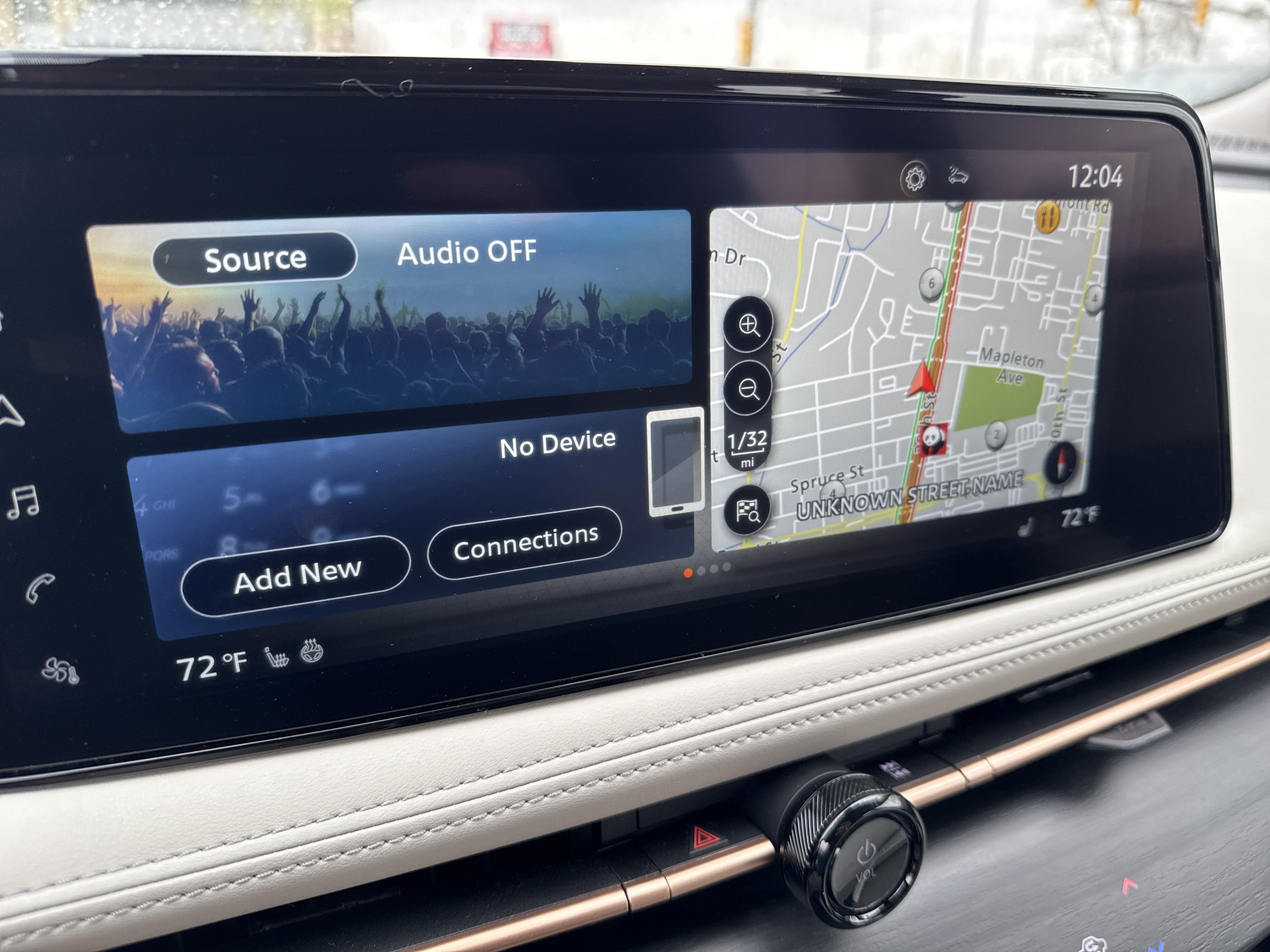 Certified 2024 Nissan Ariya AWD image 18