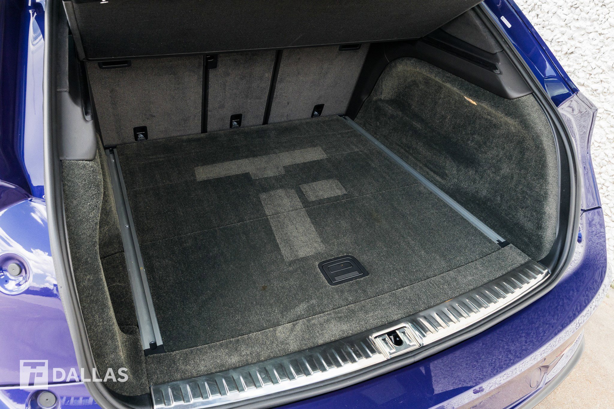 Used 2023 Bentley Bentayga image 34