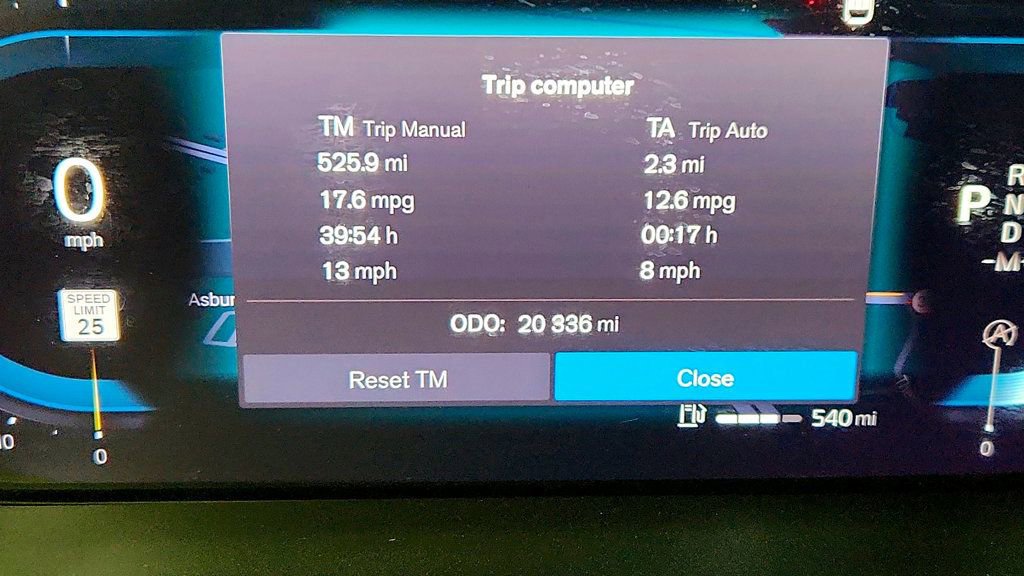 Used 2023 Volvo XC60 B5 Plus w/ Climate Package AWD/4WD image 16