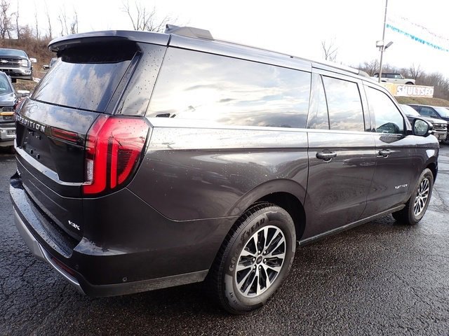 Used 2025 Ford Expedition Max Platinum image 9