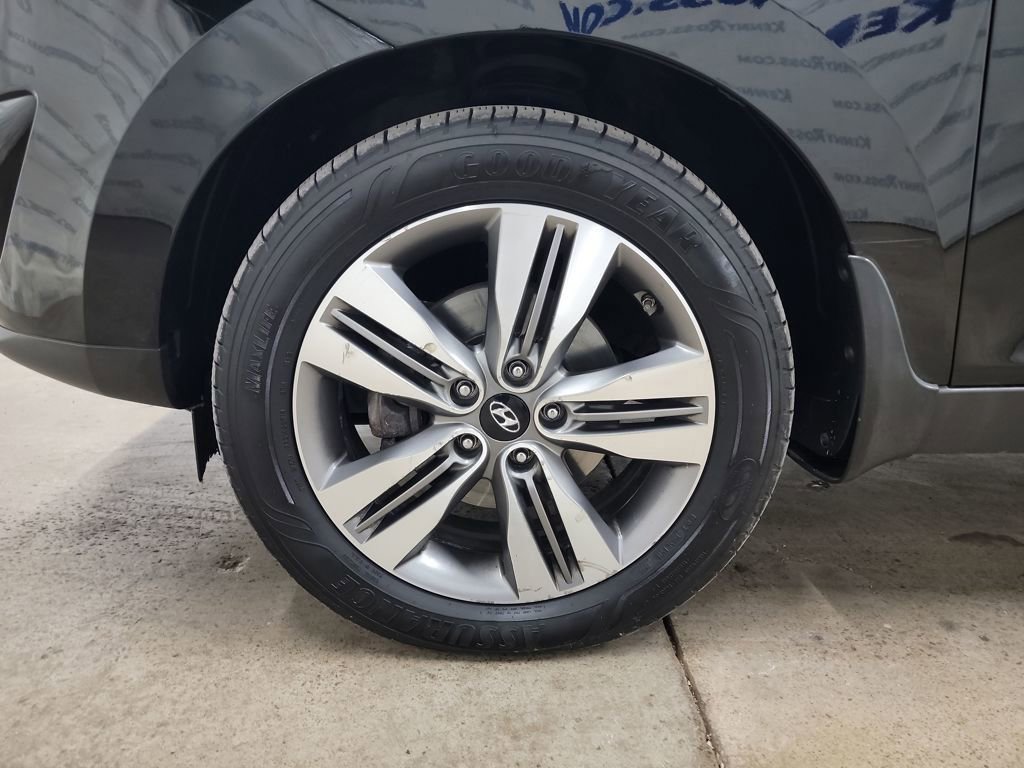 Used 2015 Hyundai Tucson Limited w/ Option Group 03 image 15