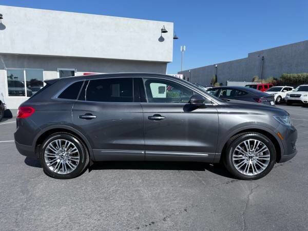 Used 2017 Lincoln MKX Reserve image 2