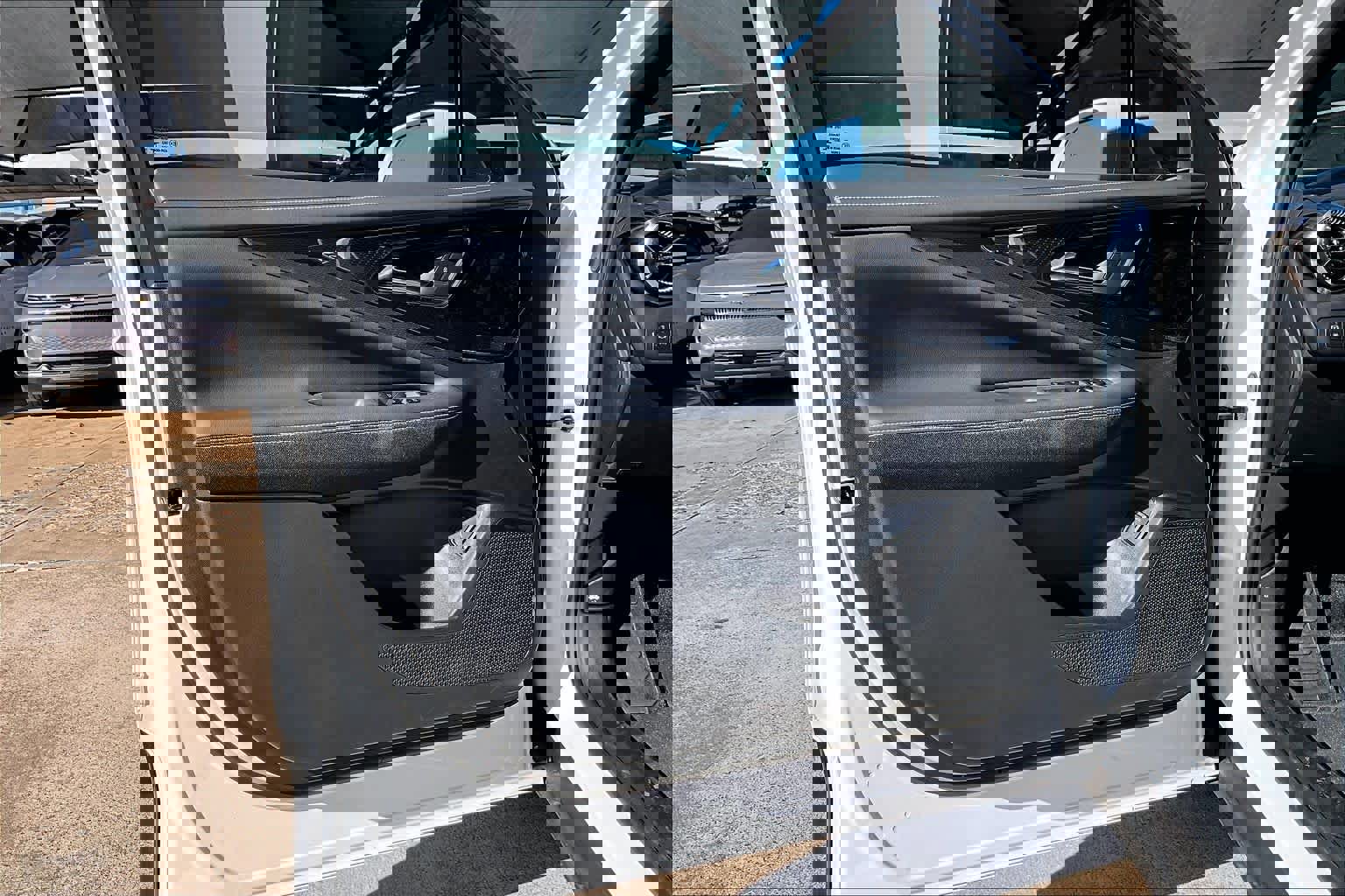 New 2025 Chevrolet Blazer EV LT image 11