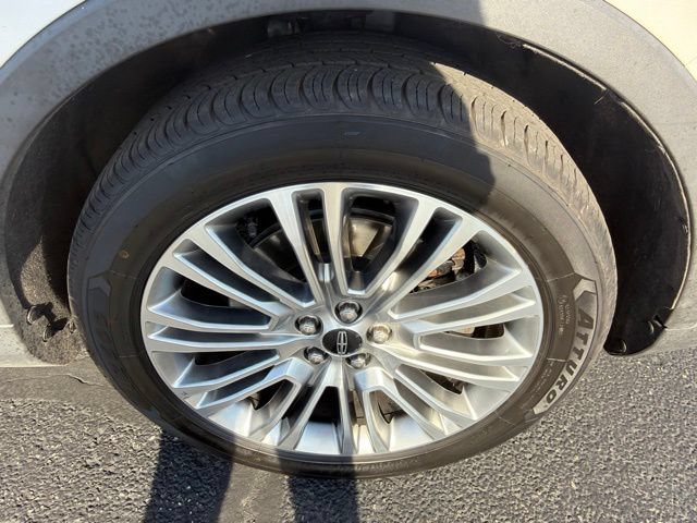 Used 2018 Lincoln MKX Reserve w/ Lincoln MKX Climate Package AWD/4WD image 24