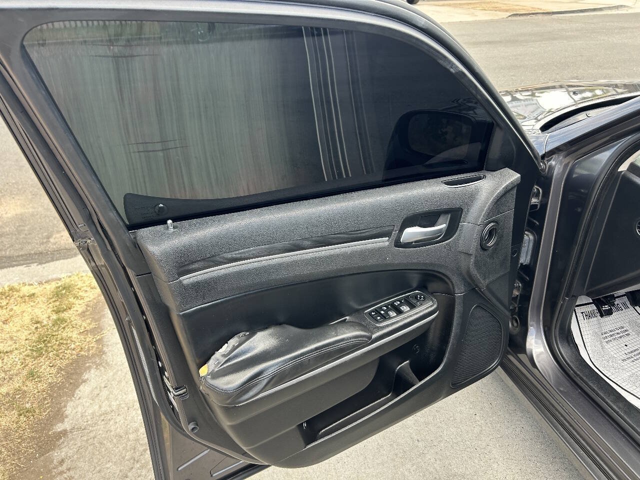 Used 2019 Chrysler 300 Touring w/ Sport Appearance Package RWD image 13