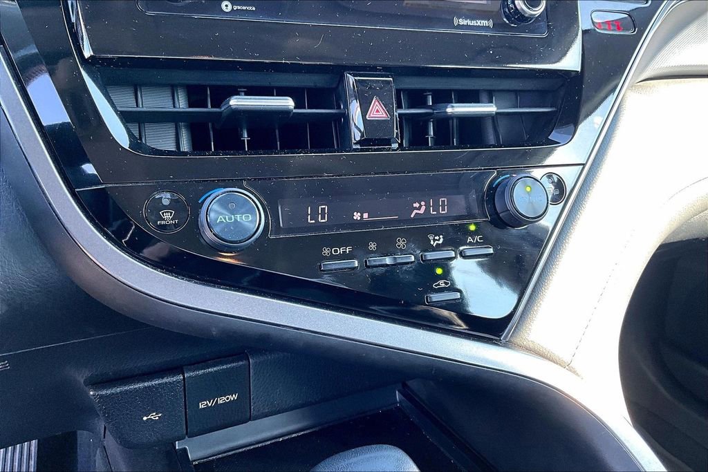 Used 2023 Toyota Camry SE FWD image 21