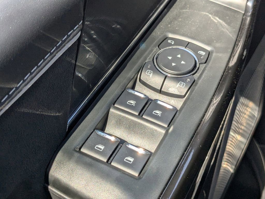 New 2025 Ford F150 Lightning Platinum image 27