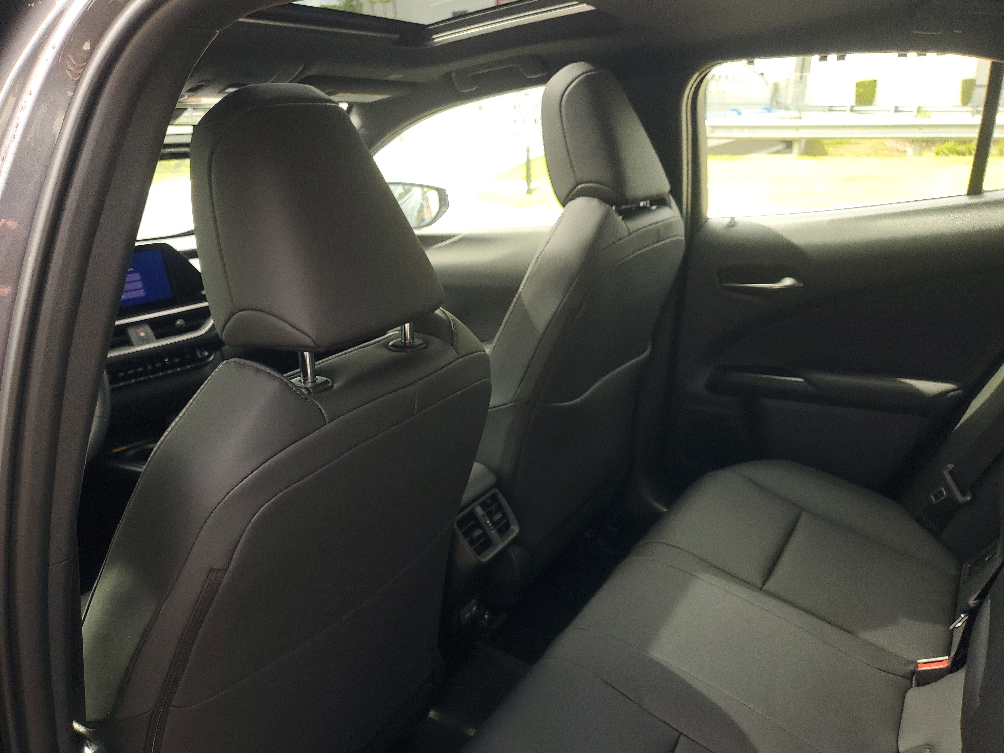 Used 2025 Lexus UX 300h FWD w/ Accessory Package (Z1) image 12