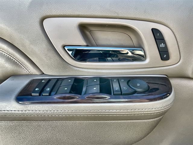 Used 2012 Cadillac Escalade EXT Premium image 23