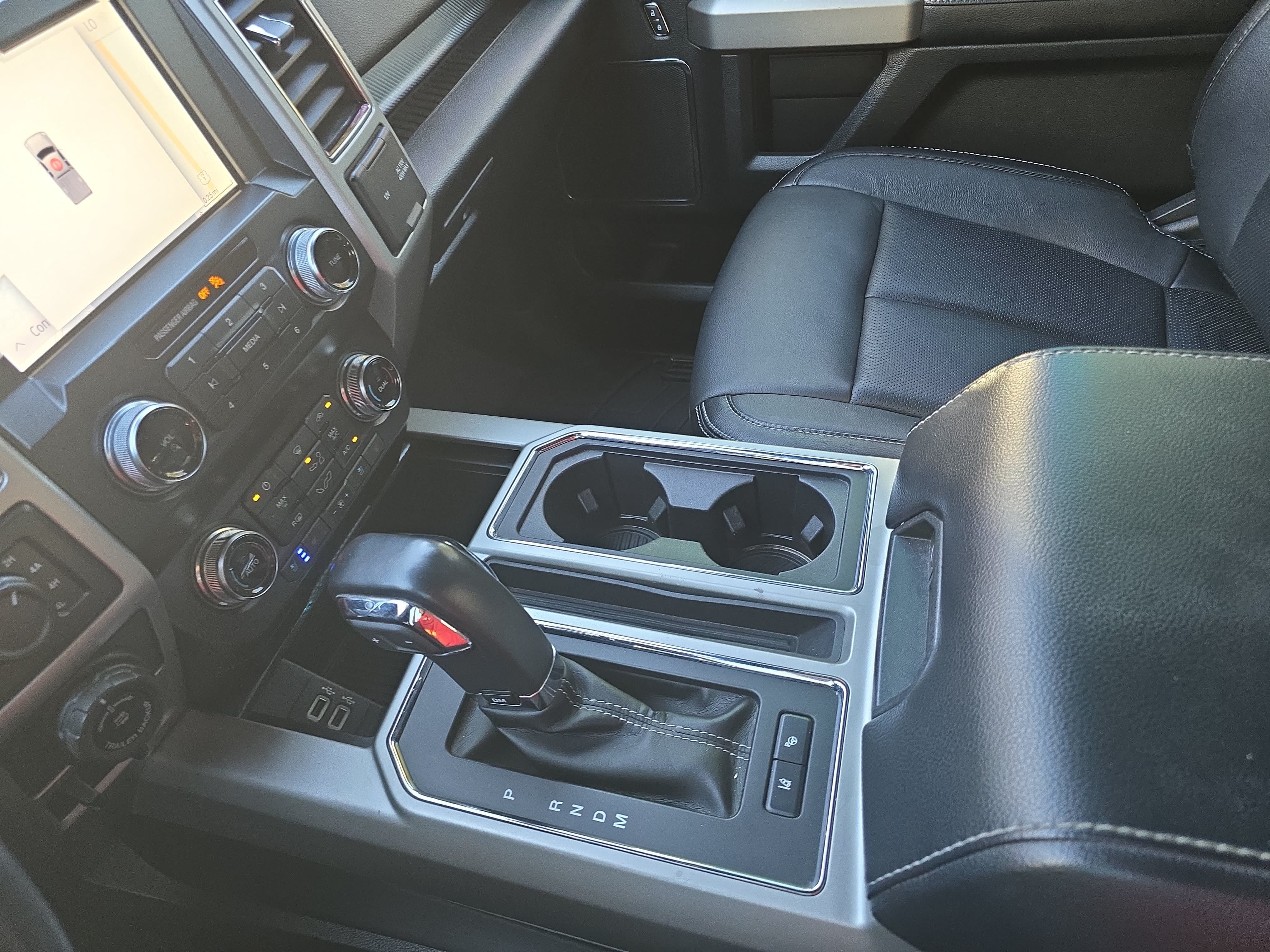 Used 2020 Ford F150 Lariat w/ Equipment Group 502A Luxury AWD/4WD image 26