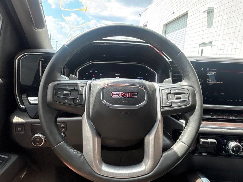 Used 2023 GMC Sierra 1500 SLT w/ SLT Premium Plus Package RWD image 21