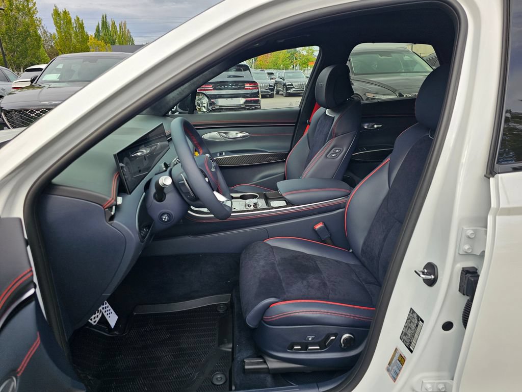 New 2027 Genesis GV70 3.5T Prestige AWD/4WD image 21