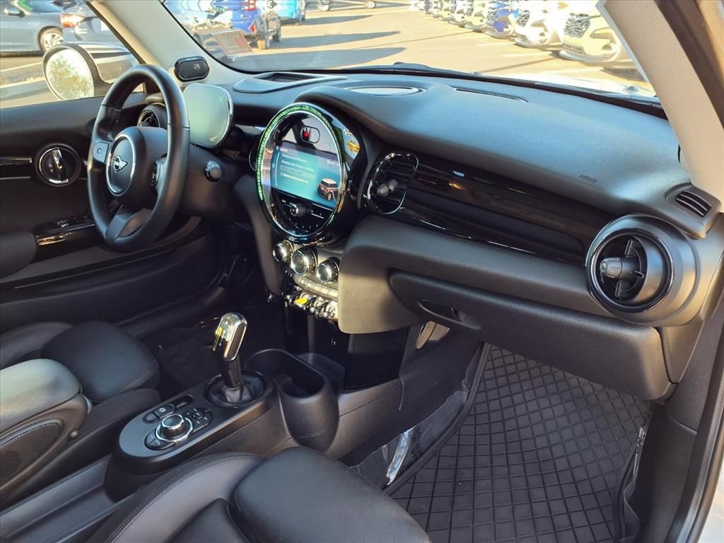 Used 2022 MINI Cooper SE image 18