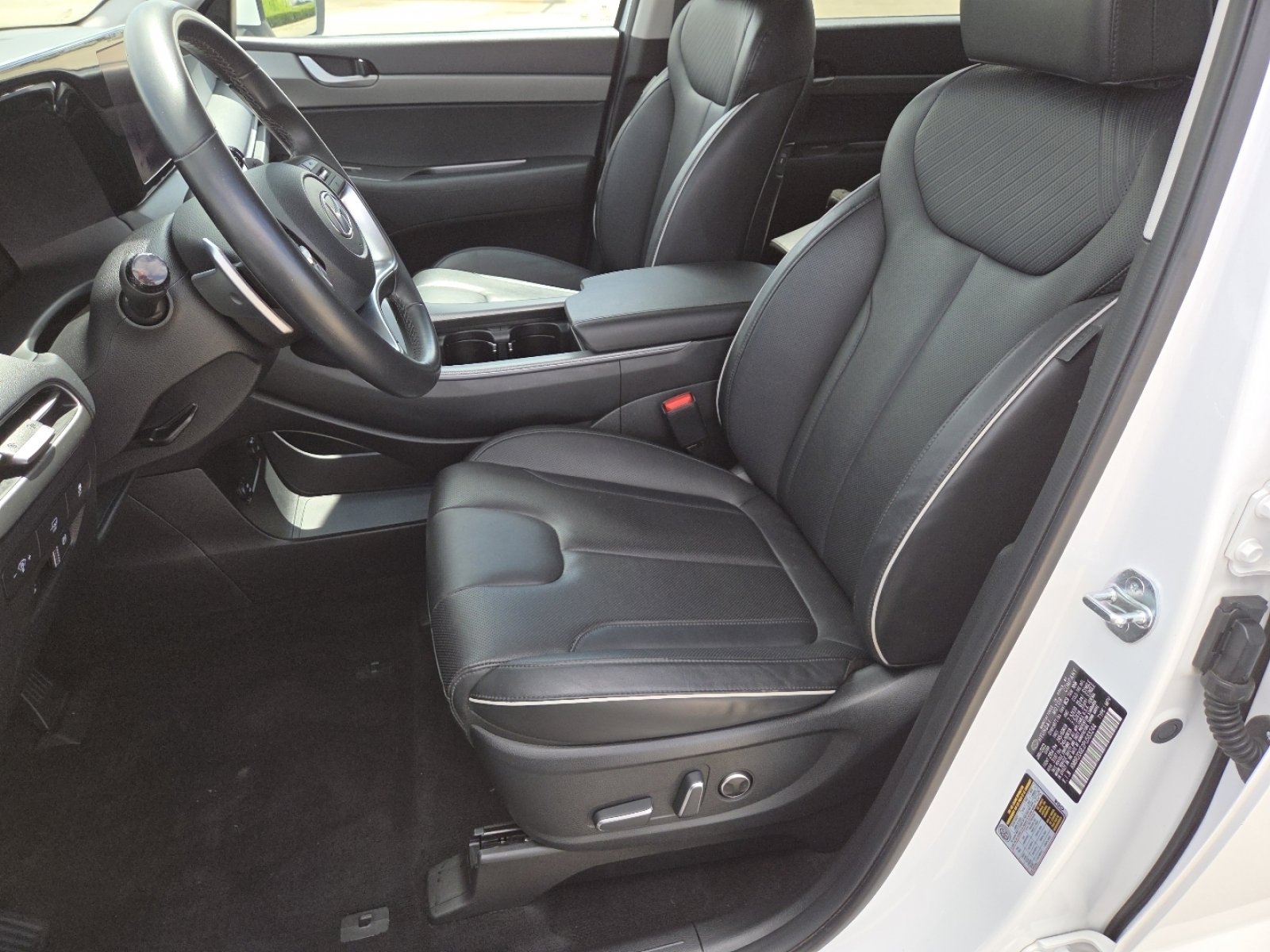 Used 2023 Hyundai Palisade SEL AWD/4WD image 25
