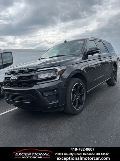 Used 2023 Ford Expedition Limited AWD/4WD image 1