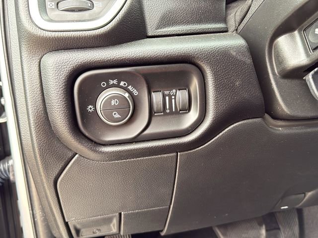 Used 2020 RAM 3500 Laramie image 24