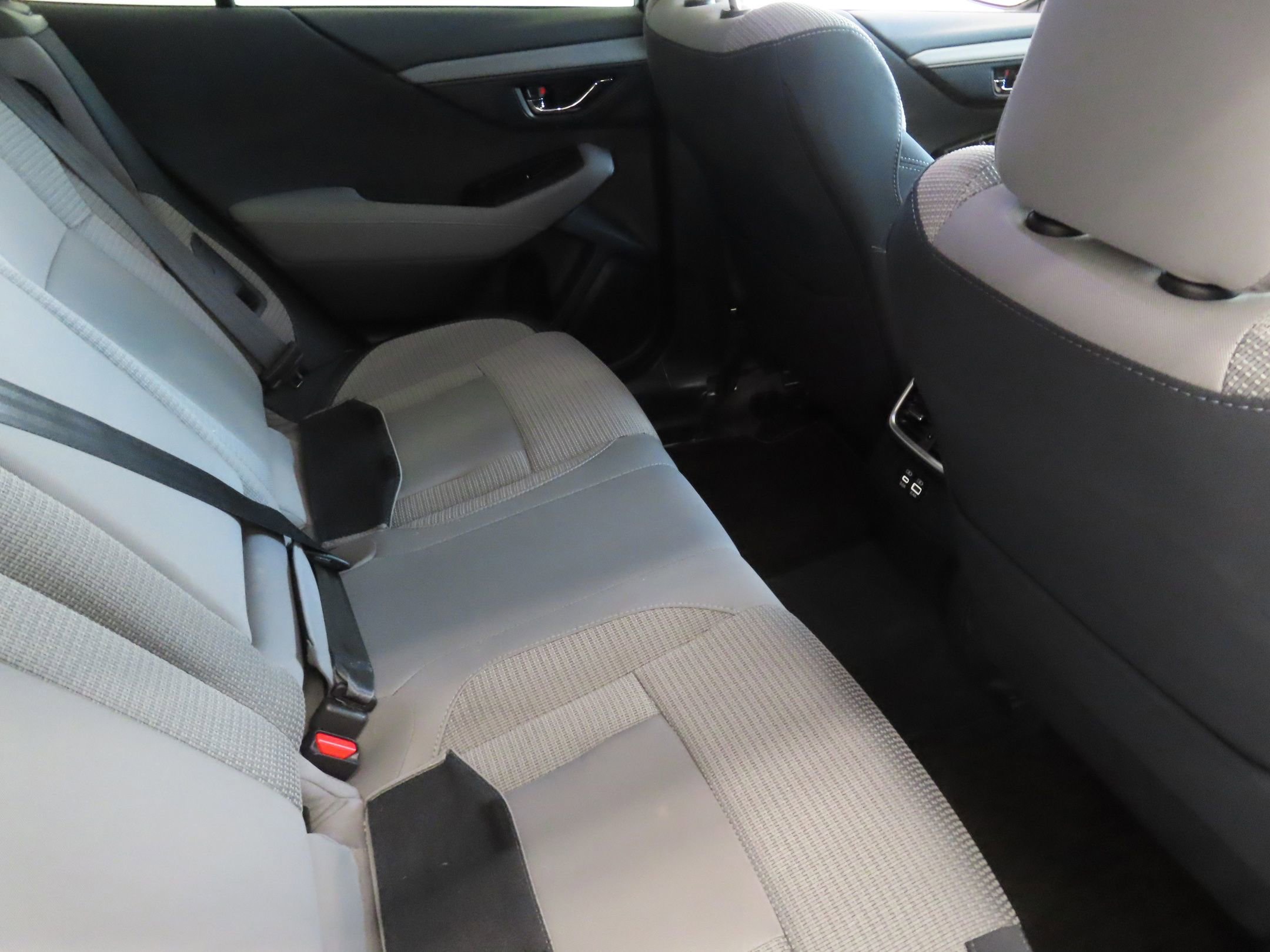 Certified 2025 Subaru Outback Premium w/ Popular Package #1 image 27