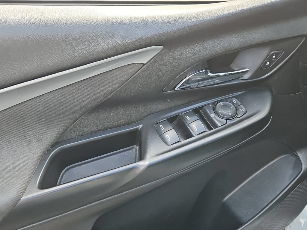 Used 2023 Chevrolet Bolt LT w/ Driver Confidence Package FWD image 6