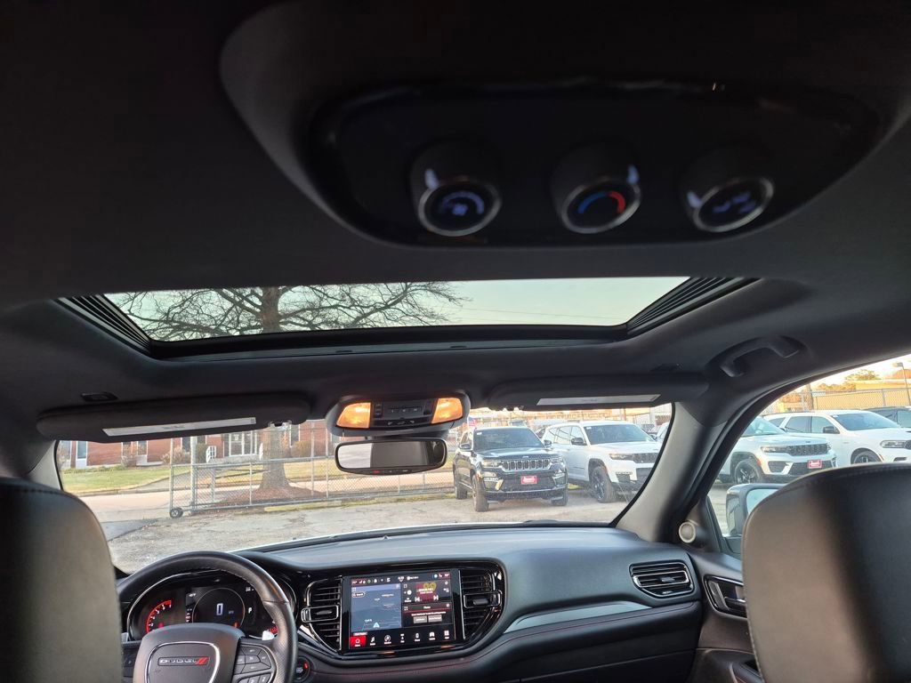 Used 2024 Dodge Durango GT image 12