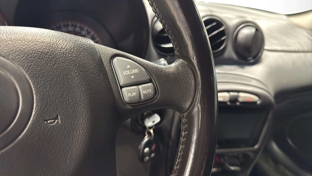 Used 2004 Pontiac Grand Am GT FWD image 21