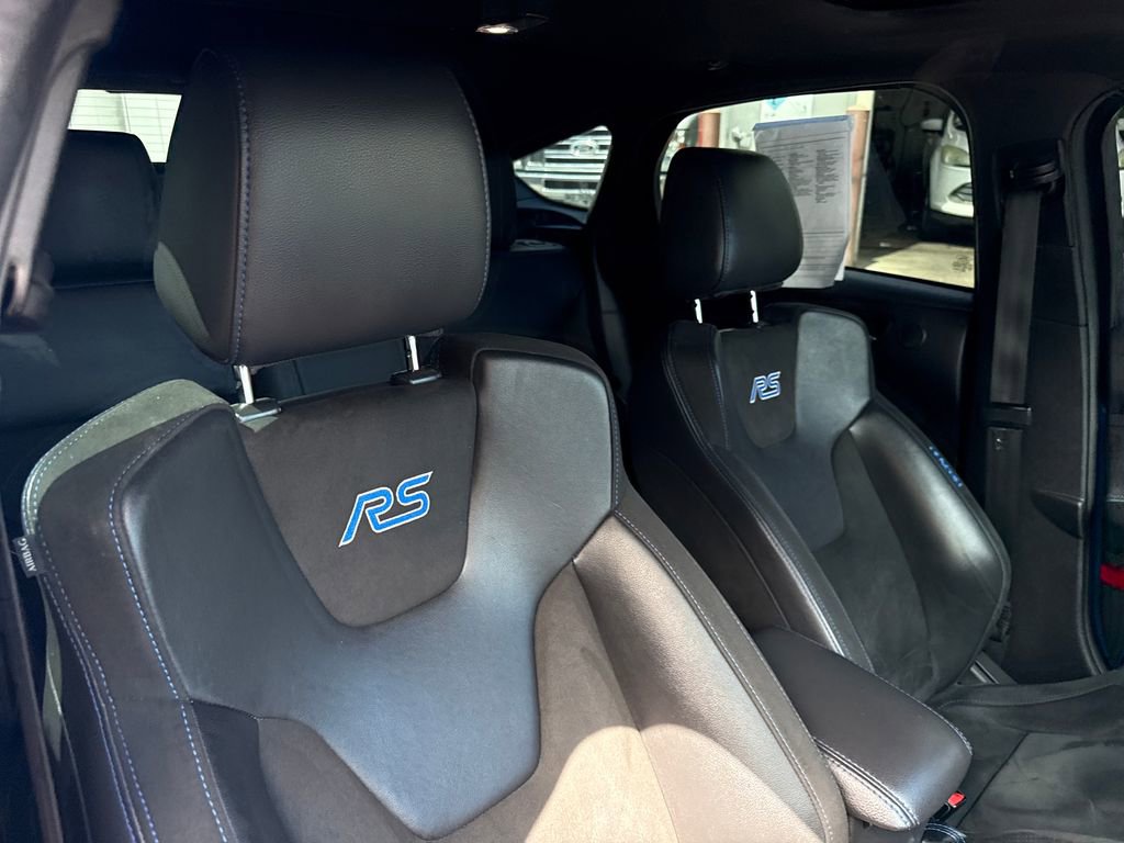 Used 2017 Ford Focus RS AWD/4WD image 30