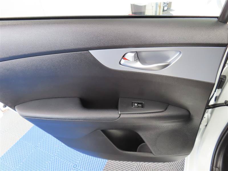 Used 2023 Kia Forte LXS w/ LXS Technology Package FWD image 26