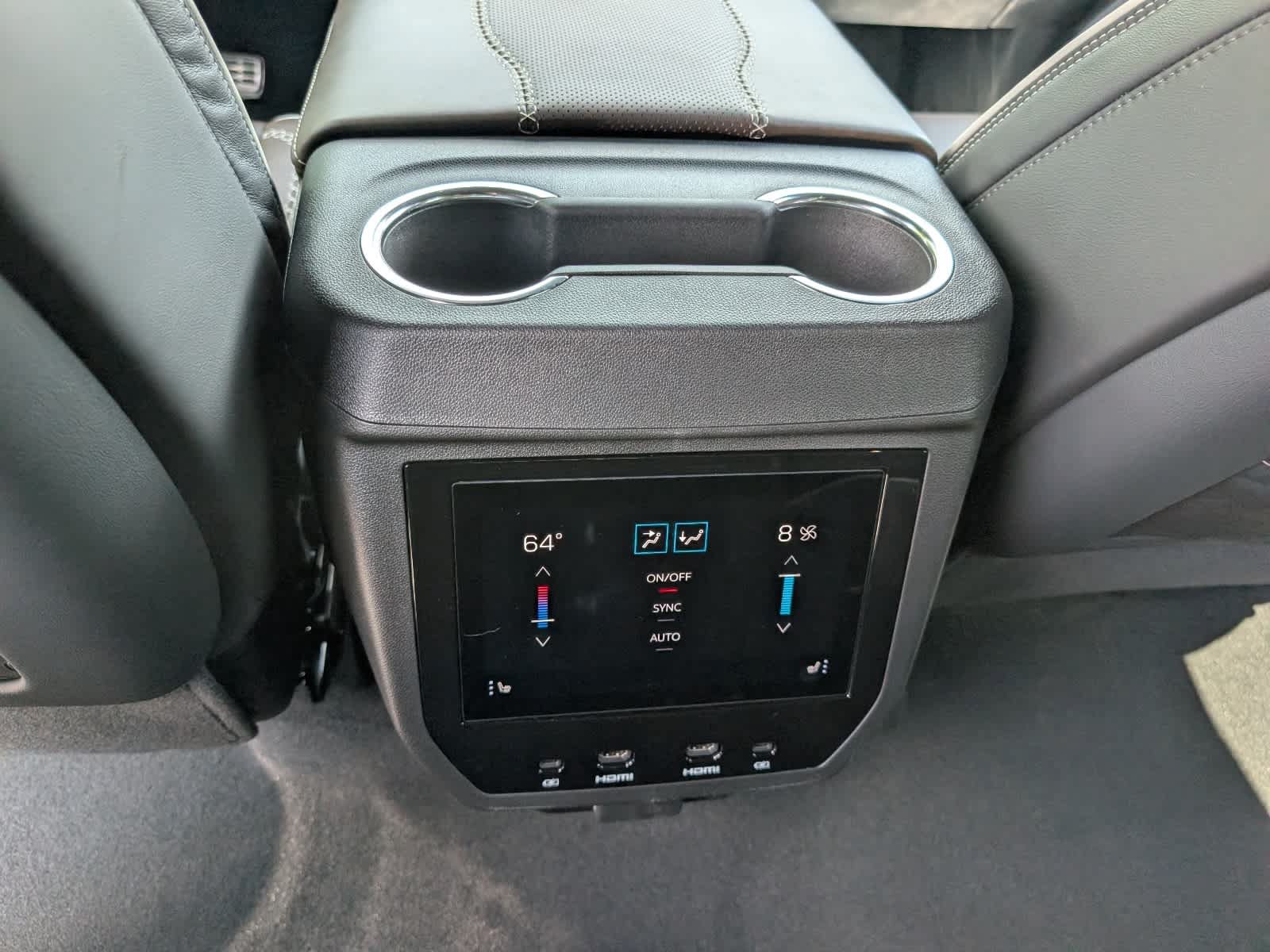 Certified 2026 GMC Yukon XL Denali Ultimate AWD/4WD image 23