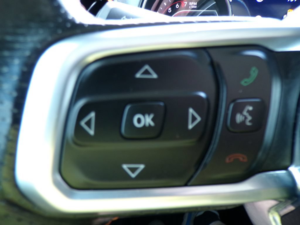 Used 2021 Jeep Gladiator Mojave AWD/4WD image 15