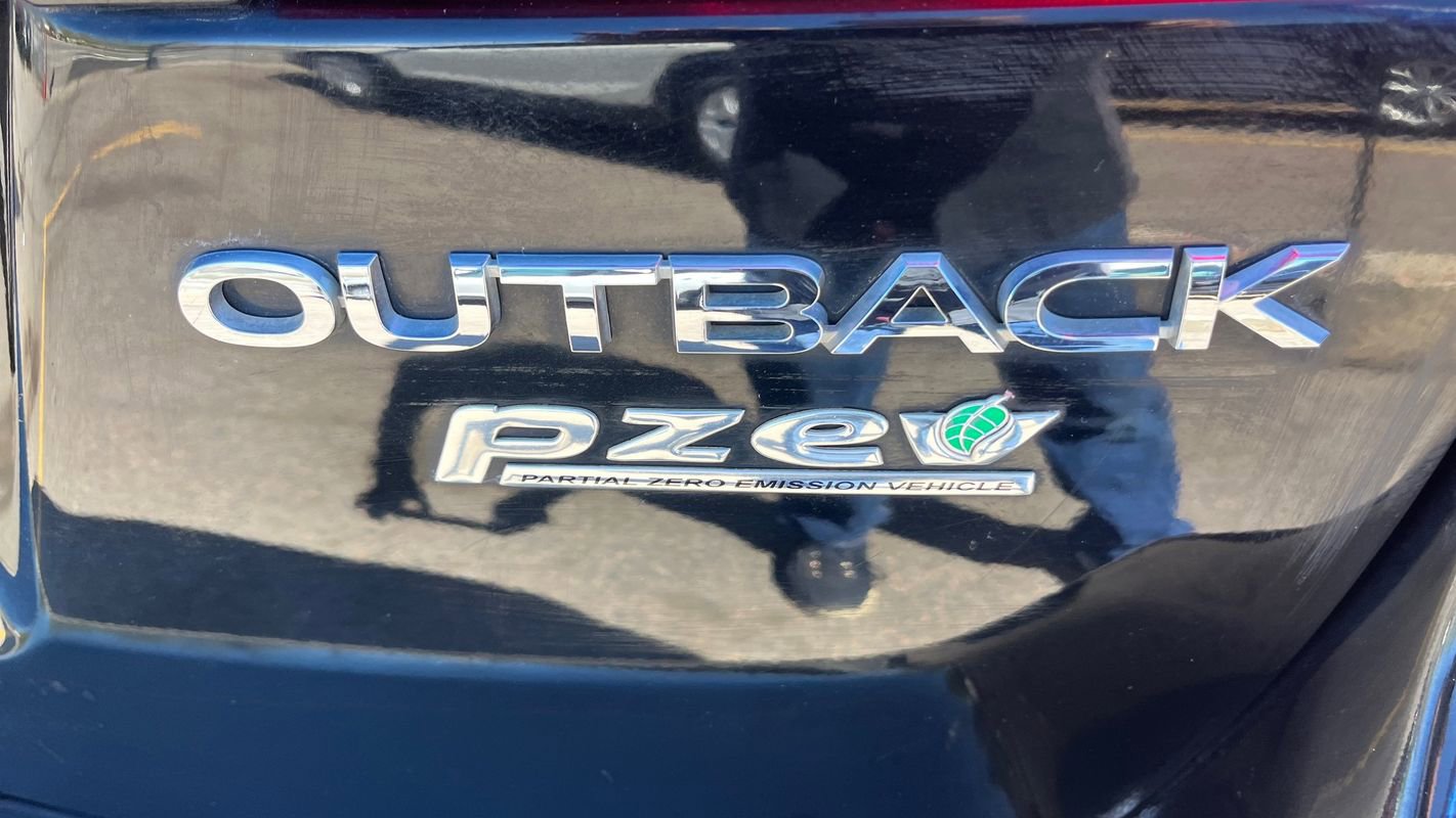 Used 2017 Subaru Outback 2.5i AWD/4WD image 22