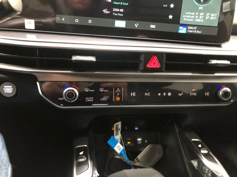 New 2026 Kia Sorento S w/ S Panoramic Sunroof Package FWD image 30