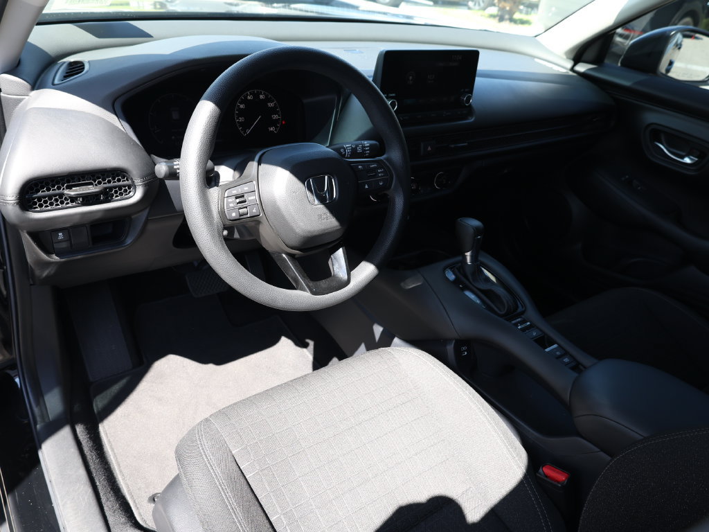 Used 2024 Honda HR-V LX image 12